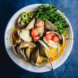 The final shot of the best Thai green curry clams recipe.