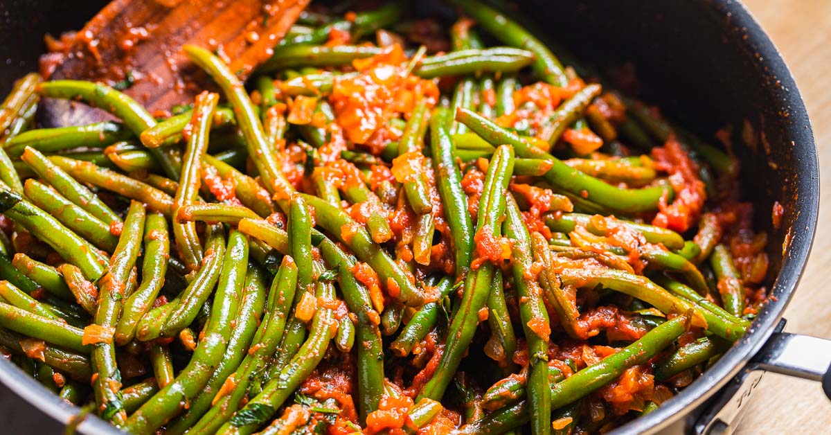 Green Beans With Tomato Sauce Simplest Summer Side Sip and Feast