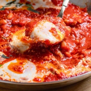 Eggs in purgatory featured image.