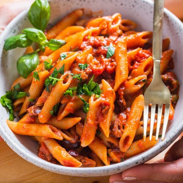 Penne Puttanesca featured image.