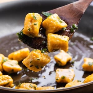 Butternut squash gnocchi recipe featured image.