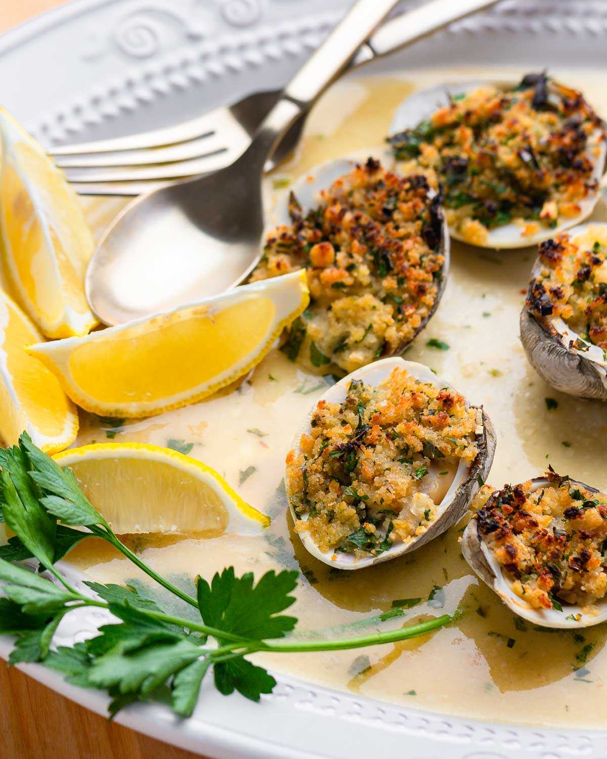 Clams Oreganata Stuffed With Garlicky