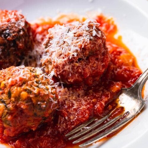 Sicilian meatballs recipe featured image.