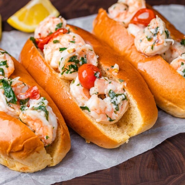 Shrimp scampi rolls recipe featured image.