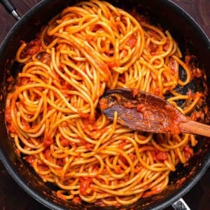 Bucatini Amatriciana featured image.