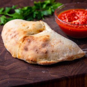 Cheese calzone recipe featured image.
