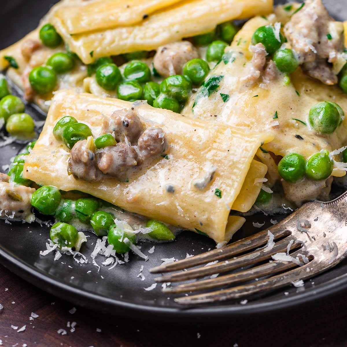 Rigatoni with Italian Sausage, Greens, Gorgonzola & Walnuts