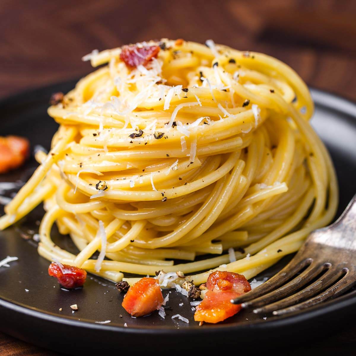 Spaghetti Carbonara - Sip Feast