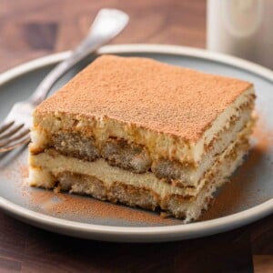 Tiramisu recipe featured image.