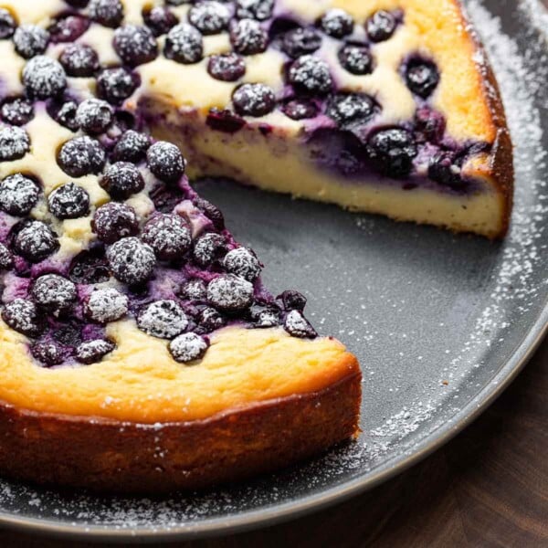 Lemon blueberry ricotta cake featured image.