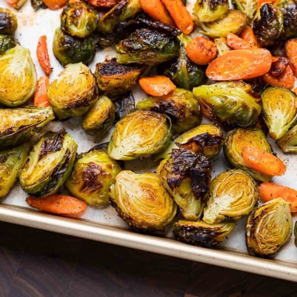 Roasted brussels sprouts and carrots recipe featured image.