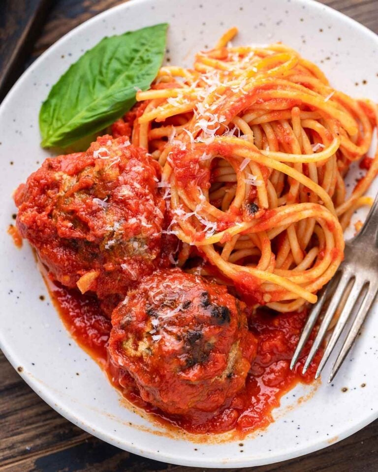 Spaghetti and Meatballs Sip and Feast