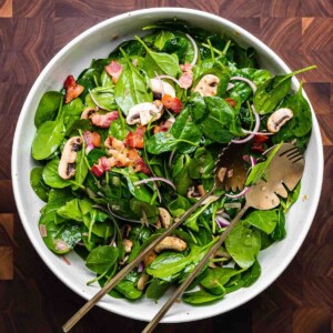 Spinach salad with hot bacon dressing featured image.