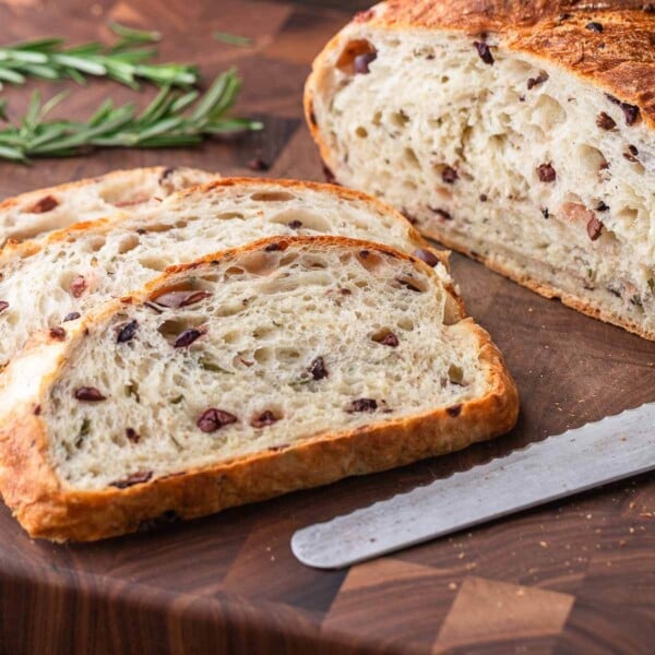 Olive bread featured image.