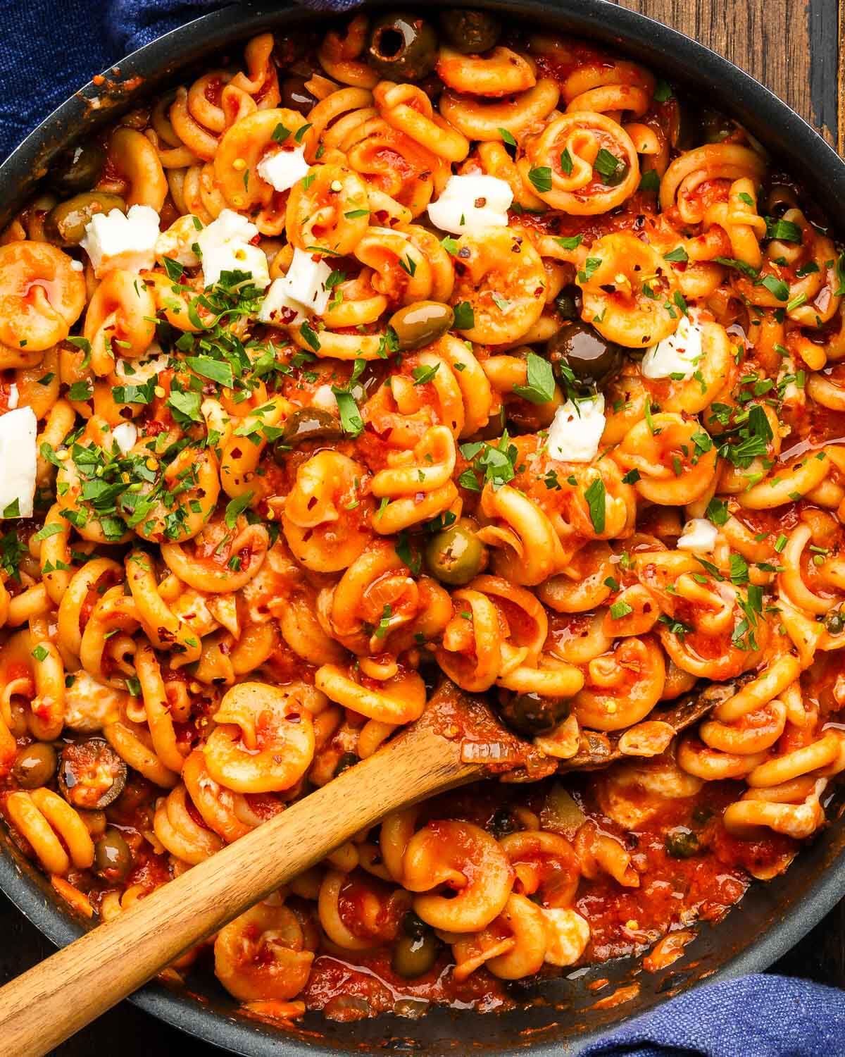 Large pan with pasta alla vesuviana.